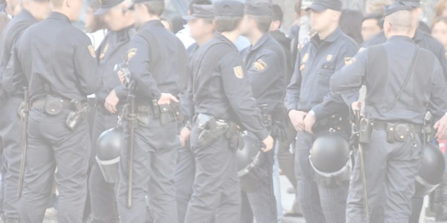 Suárez-Valdés consigue una sentencia por la que se jubila a un policía nacional Suárez-Valdés consigue una sentencia por la que se jubila a un policía nacional